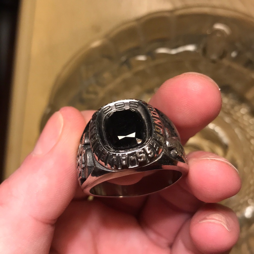 ABC 298 onyx ring 9/25/91. Excellent condition.